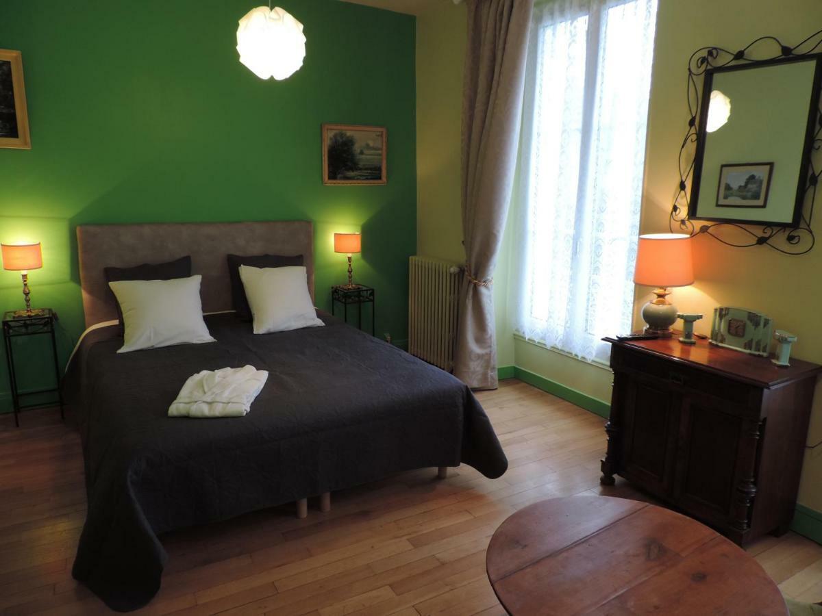 Sees Chez Vous Bed & Breakfast ภายนอก รูปภาพ