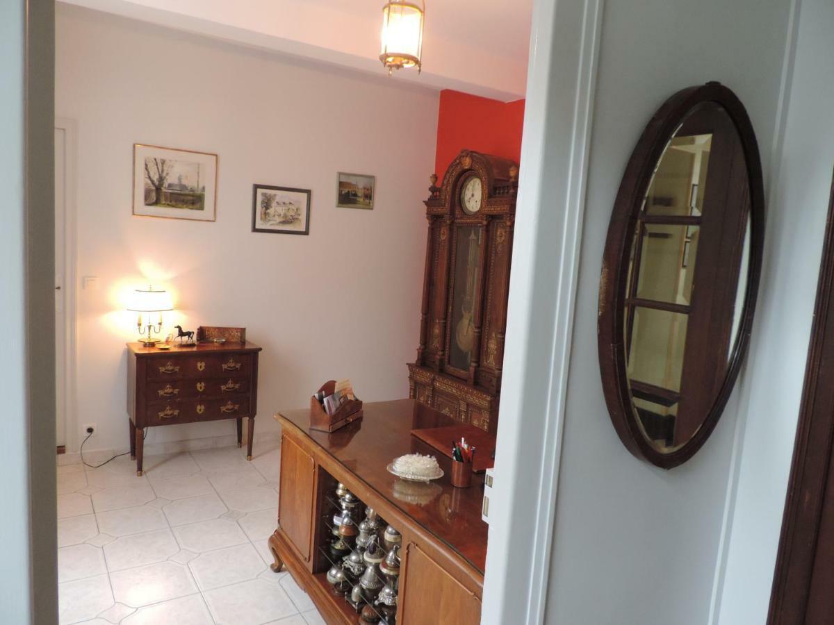 Sees Chez Vous Bed & Breakfast ภายนอก รูปภาพ